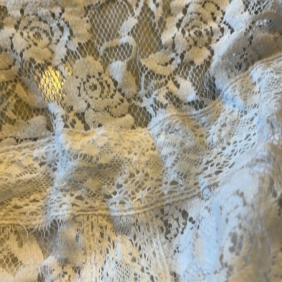 Abercrombie lace dress - Picture 7 of 8